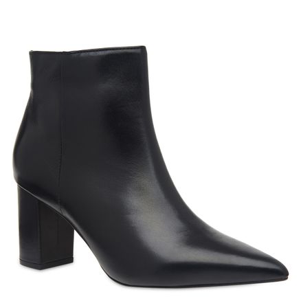 Bota Basic Bico Fino - Preto