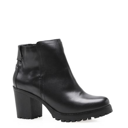 Bota Feminina Ankle Boot Tratorada Basic Couro Confort - Preto
