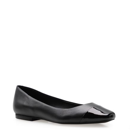 Sapatilha Classic Couro Avelã Verniz Soft - Preto