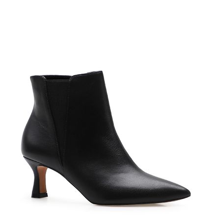 Bota Feminina Bico Fino - Couro Preto